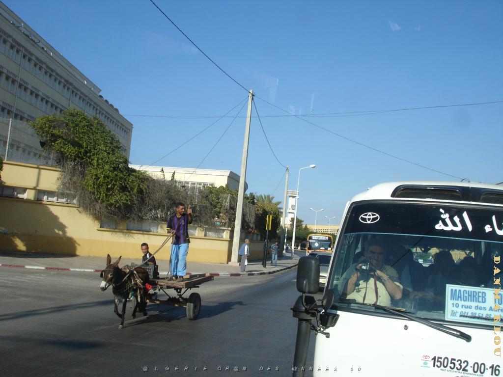 ORAN 10 2005 059 BIENVENUE.JPG